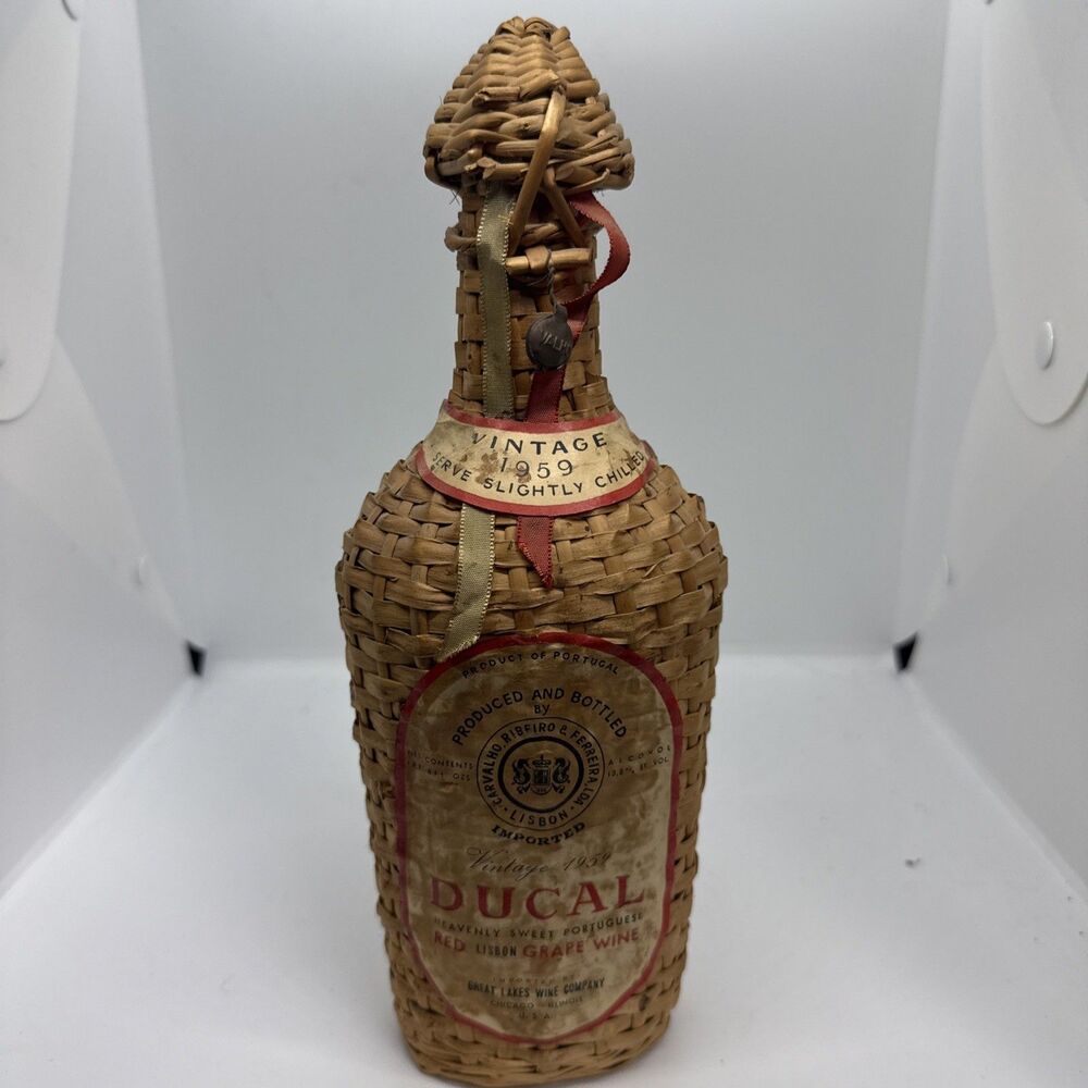 Vtg 1949 Basket Weave Wicker Case Ducal Portuguese Red Lisbon Grape Wine Bottle - Picture 1 of 4